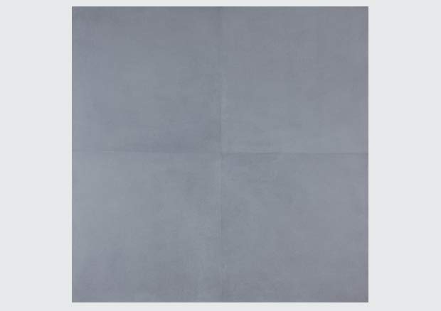 Peter Stein, Kreuz in Grau, 1976/1977, Dispersion und Quarzsand auf Leinwand, 130 x 130 cm, Hermann und Margrit Rupf-Stiftung, Kunstmuseum Bern - 